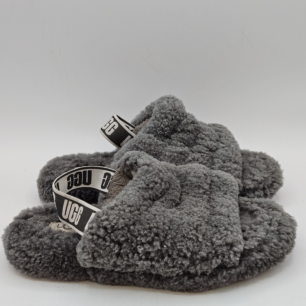 Ugg Classic fluffy sherpa slippers size 5 - Picture 13 of 16